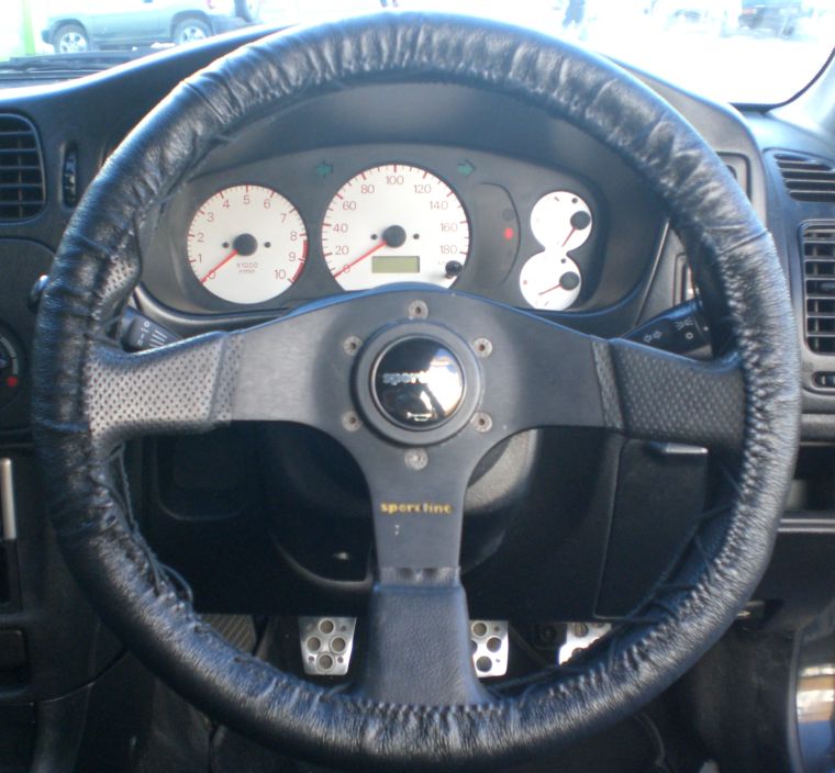 lace on steering wheel cover